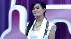 Iis Dahlia membawakan lagu Jomblo Senior dalam acara inBox SCTV (20/05/2014). 