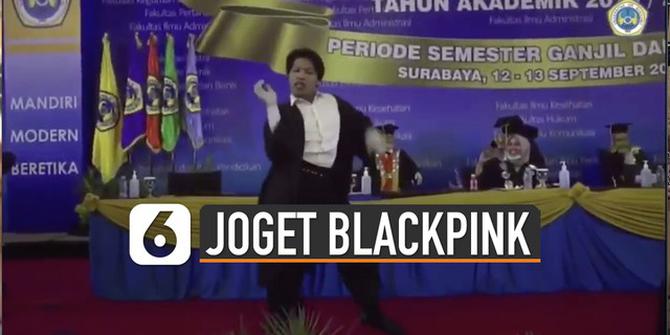 VIDEO: Bikin Rektor Terpukau, Ini Aksi Dhanar Jabro Joget Blackpink di Panggung Wisuda