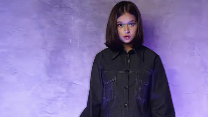 8 Potret Rebecca Klopper Tampil Beda dengan Outfit yang Bisa Jadi Inspirasi Gaya Lebaran, dari Kaftan hingga Kain Sari India