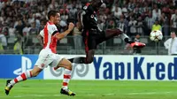 Besiktas Gagal Kalahkan Arsenal di Istanbul