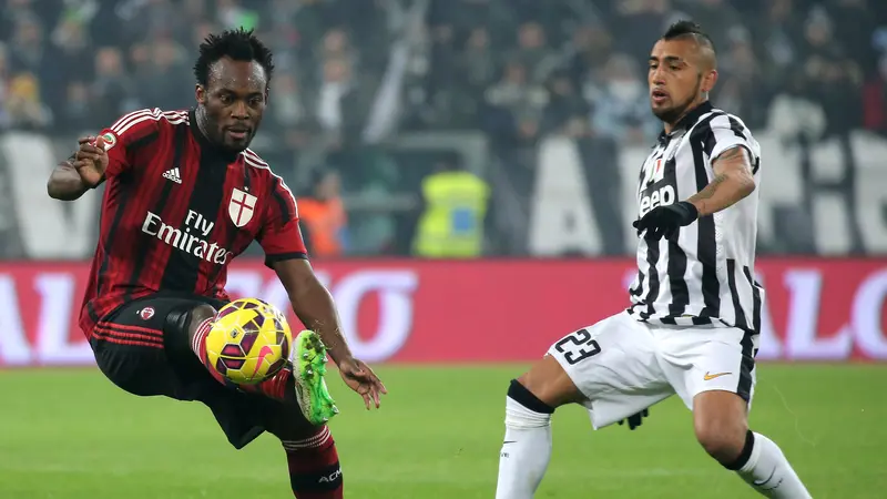 Aksi Michael Essien saat Bermain di Eropa