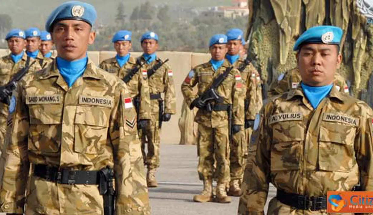 Citizen6, Lebanon: Upacara kenaikan pangkat di Lapangan Parade Soekarno, Markas Indobatt, Un Posn 7-1 Adshit Al Qusayr, Lebanon Selatan. (Pengirim: Badarudin Bakri Badar)
