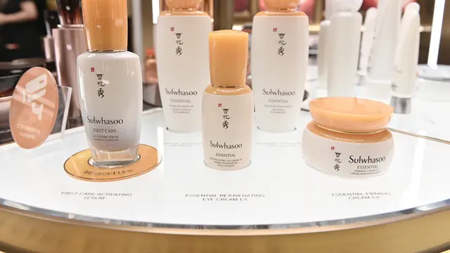 Mencoba Skincare Andalan Song Hye Kyo Secara Langsung di Jakarta