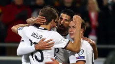 Jerman menekuk Irlandia Utara dengan skor 2-0, pada laga Grup C Kualifikasi Piala Dunia 2018 zona Eropa, di HDI-Arena, Hanover, Rabu (12/10/2016) dini hari WIB. Dua gol Jerman dicetak Julian Draxler dan Sami Khedira. (Reuters/Kai Pfaffenbach)