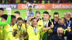 Dalam ajang Piala Dunia U-20 2023 di Indonesia, Amerika Selatan akan diwakili oleh 4 wakilnya yang telah memastikan lolos setelah melakukan kualifikasi pada ajang Piala Amerika Selatan U-20 2023 yang diselenggarakan pada 19 Januari hingga 12 Februari 2023 di Kolombia. Dari 4 negara yang lolos, Argentina sebagai pengoleksi gelar terbanyak Piala Dunia U-20 dengan raihan 6 trofi dipastikan tak ambil bagian setelah lebih dahulu tersingkir. Berikut daftar keempat negara yang lolos mewakili Amerika Selatan (CONMEBOL). (AFP/Daniel Munoz)