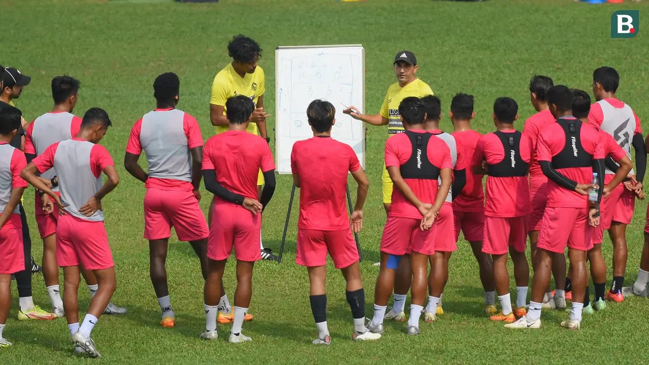 Sesi Latihan Arema FC
