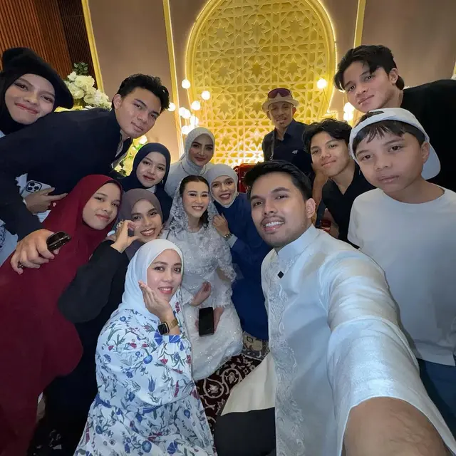 Gaya Para Mama, Ashanty hingga Angelina Sondakh di Tasyakuran 4 Bulan Kehamilan Aaliyah Massaid