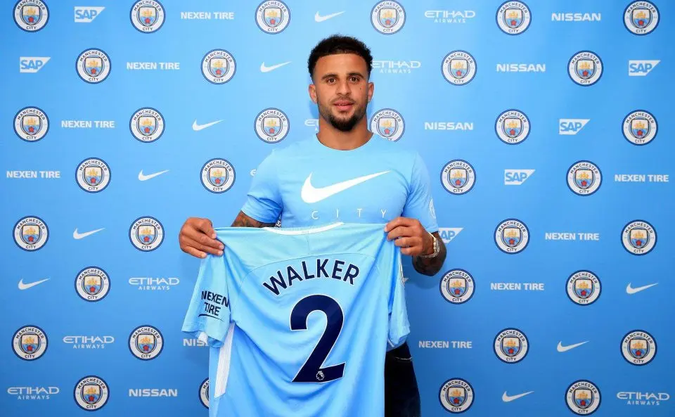 Kyle Walker bergelar bek termahal di dunia setelah Manchester City menebusnya dari Tottenham Hotspur. (doc. Manchester City)