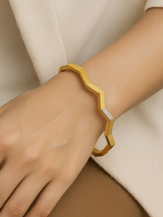 Model Gelang Emas Bangle Geometris Modular (Dual-Tone) 5 Gram 18 Karat