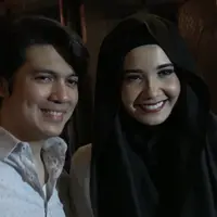 Irwansyah dan Zaskia Sungkar menikah sejak 15 Januari 2011. Kebersamaan mereka selama 4 tahun, membuat mereka saling mendukung satu sama lain.