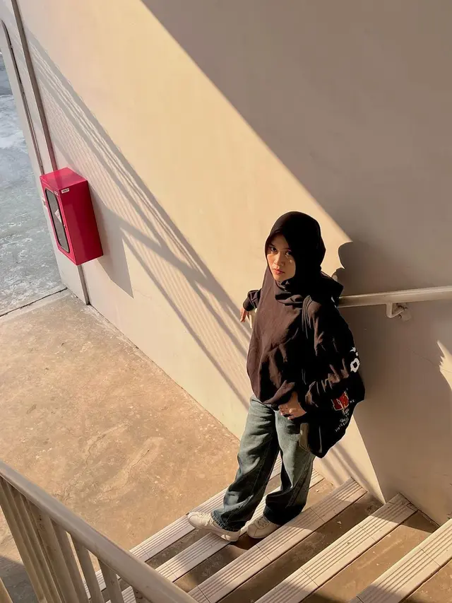 Potret Terbaru Alma Thania (Instagram/almathania_)