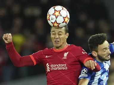 Liverpool berhasil meraih kemenangan atas FC Porto dalam matchday ke-5 fase grup Liga Champions di Stadion Anfield, Kamis (25/11/2021). (AP/Jon Super)