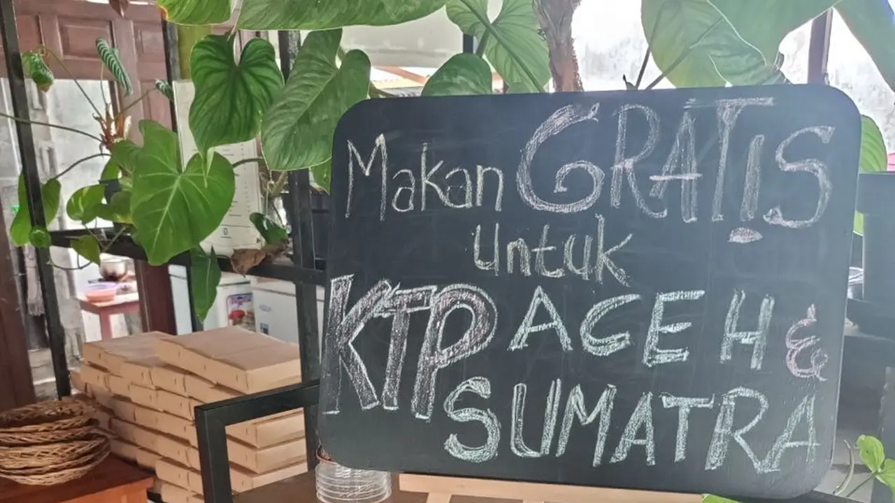 Warung Makan di Jogja Berbagi Makanan untuk Para Perantau dari Sumatera