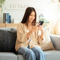 Detoks sosial sangat baik untuk perkembangan kesehatan mental/copyright shutterstock/Monster Ztudio