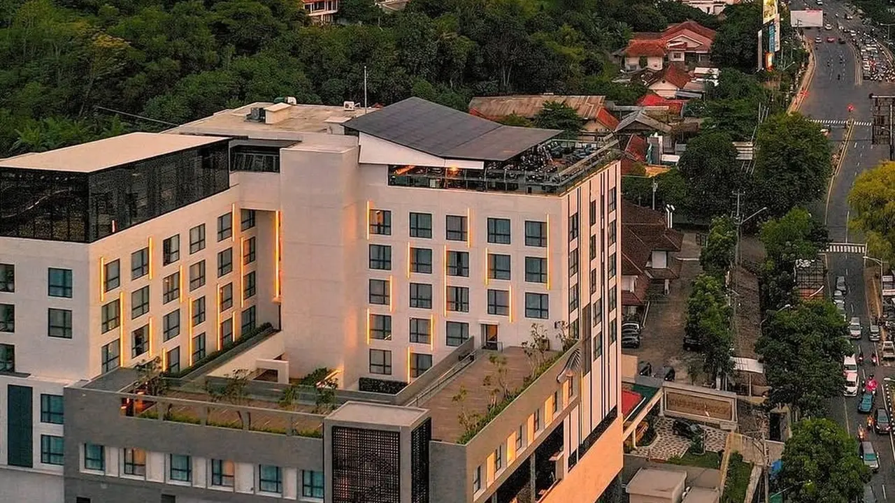 Penyitaan Hotel Aruss