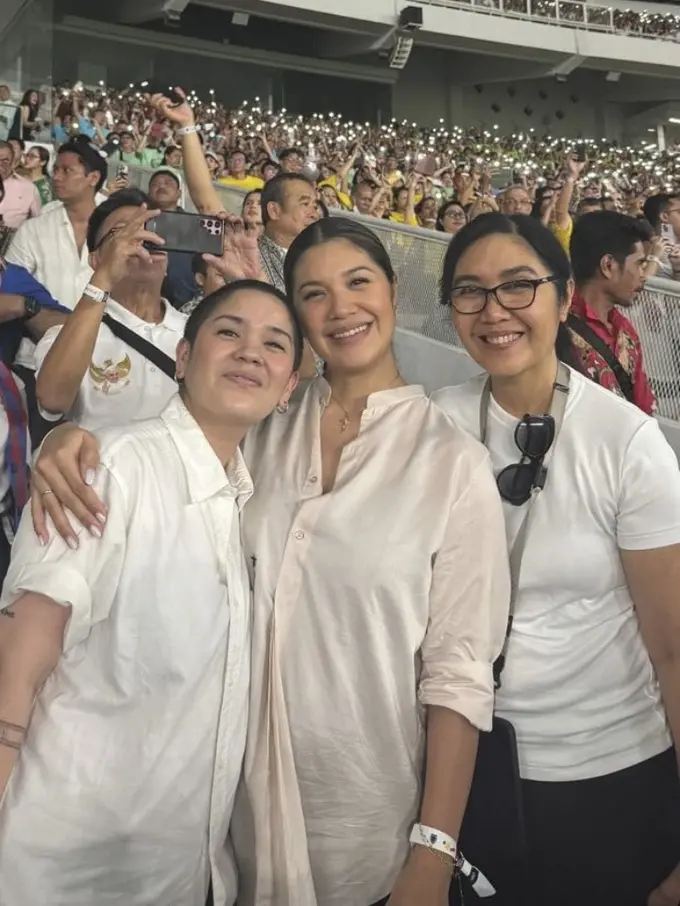 Tampilan Publik Figure Hadir Misa Agung Bersama Paus Fransiskus di GBK