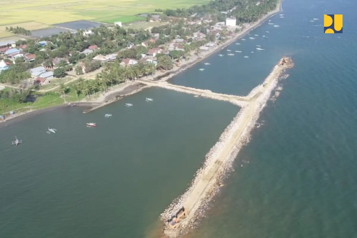 Kementerian PUPR akan segera membangun empat pengaman pantai di Sulawesi Tenggara hingga 2024,