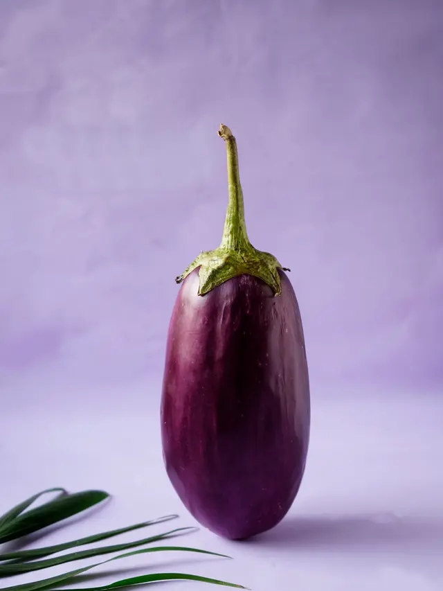 ilustrasi terong sayuran yang tidak bisa dikonsumsi saat mentah/pexels