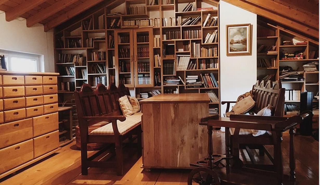 7 Inspirasi Desain Perpustakaan Pribadi Bernuansa Kafe ...