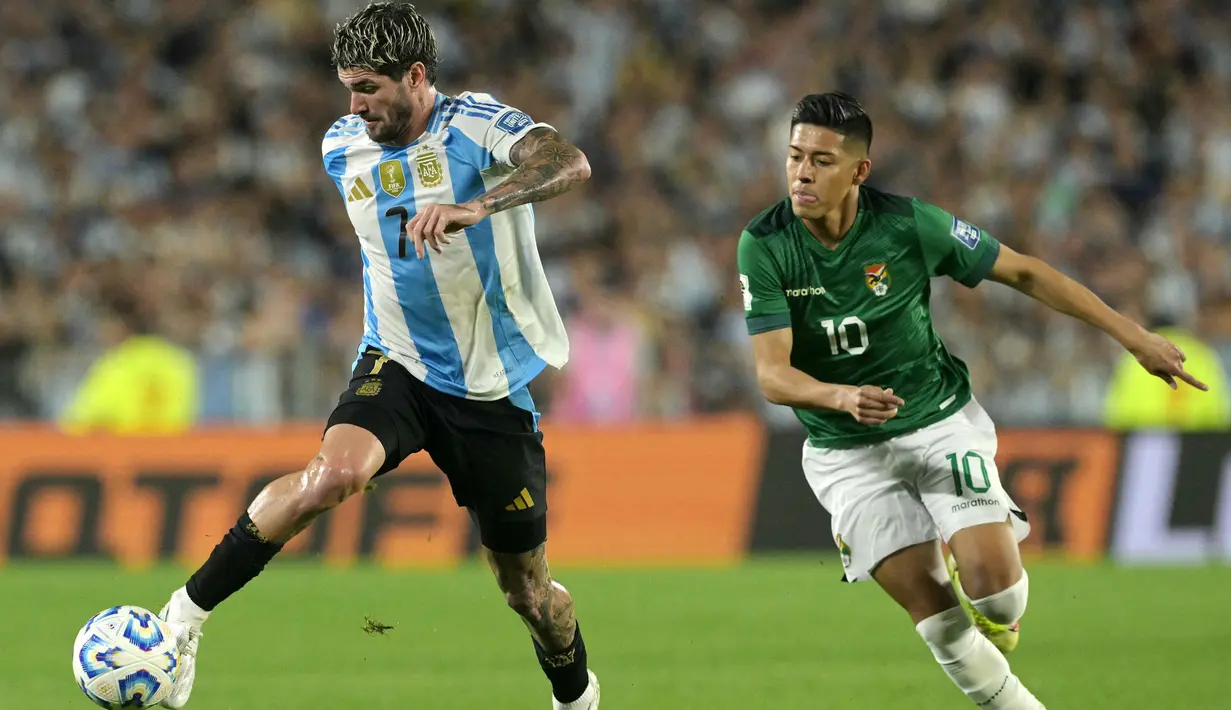 Timnas Argentina mendominasi pertandingan sejak menit awal. (JUAN MABROMATA/AFP)