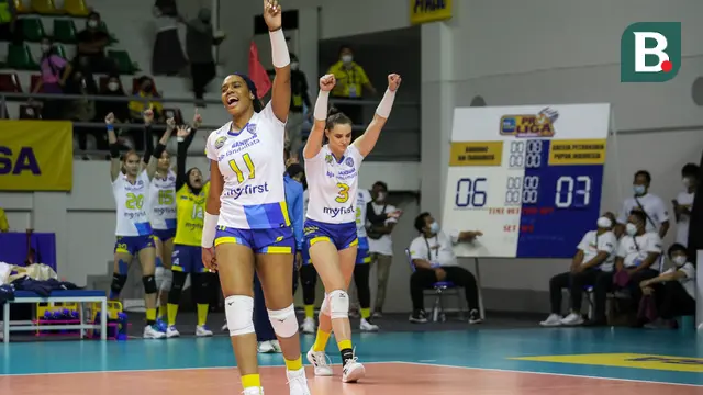 Pemain Bandung BJB Tandamata, Madeline Jazmin Guillen Paredes (kiri) dan Nikoleta Perovic