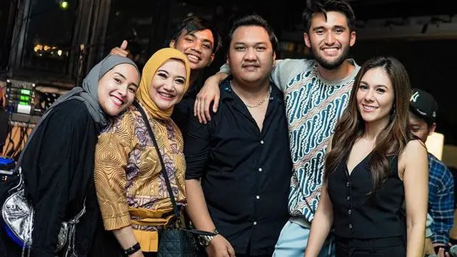 7 Potret Ulang Tahun Sabda Ahessa, Wulan Guritno Ketemu Calon Mertua