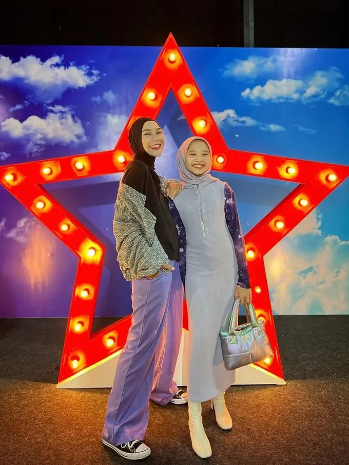 Beranjak Remaja, Intip 6 Gaya Hijab Sybil Anak Sulung Zaskia Adya Mecca yang Makin Stylish Mirip Sang Ibu