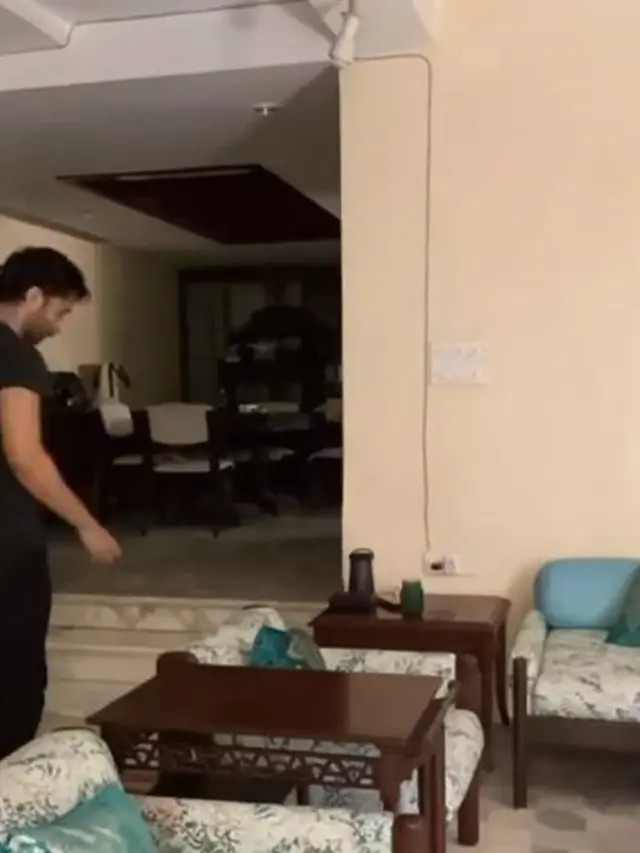 5 Potret Rumah Shaheer Sheikh, Nyaman dan Punya Taman Luas