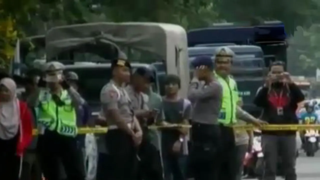 VIDEO: Lalu Lintas di Sekitar Jatuhnya Super Tucano Masih Ditutup