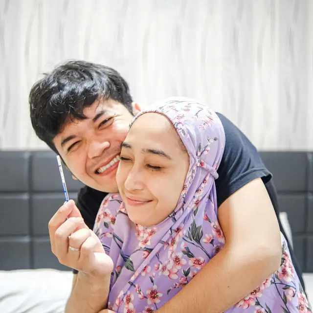 Istri Hamil Anak Pertama, Ini 6 Potret Dayat Idola Cilik dan Anya Usai Menikah