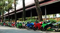 Mengenal Perjalanan Kawasaki Ninja 150 RR dan R, Simak 3 Teknologi Uniknya