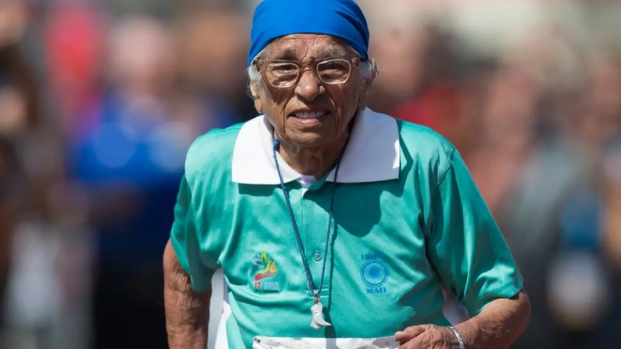 Man Kaur, nenek berusia 100 tahun yang masih getol mencapai finis