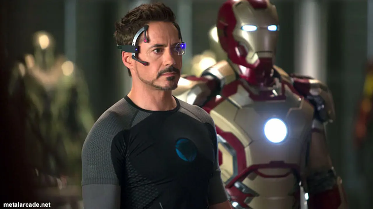 robert-downey-jr-130621b.jpg
