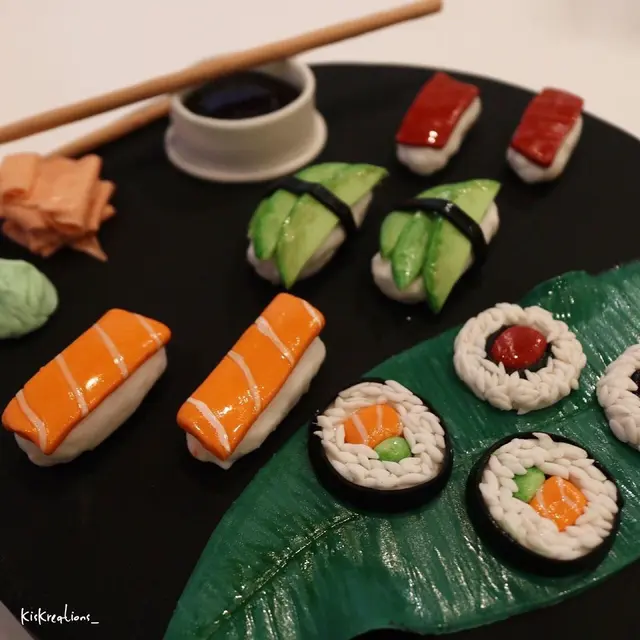 Wanita Ini Kreasikan Kue Mirip Benda di Sekitar, 8 Hasilnya Mengagumkan