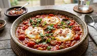 Resep Telur Ceplok Kuah Tomat Pedas, Simpel tapi Bikin Nasi Nambah