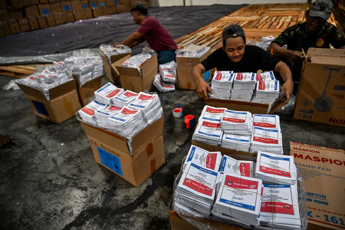 Gudang Logistik Pemilu KPU Kota Surabaya