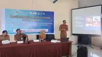 Diskominfo Kaltim menggelar sosialisasi dan pelatihan SP4N- Lapor Program FCPF-CF, di Balai Desa Kelurahan Karaingau, Balikpapan Barat.