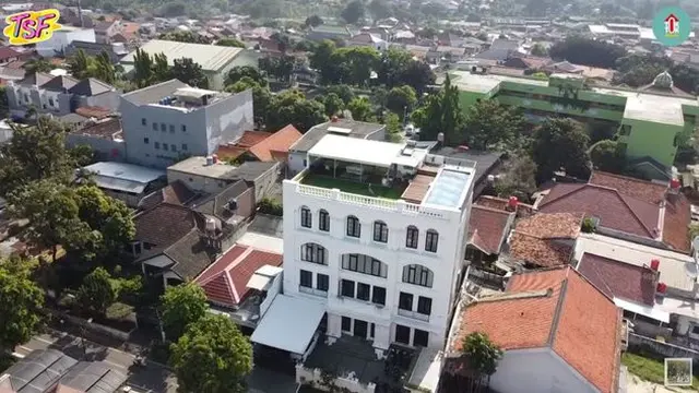 8 Potret Detail Rumah Baru Zaskia Sungkar dan Irwansyah, Bak Hotel Mewah