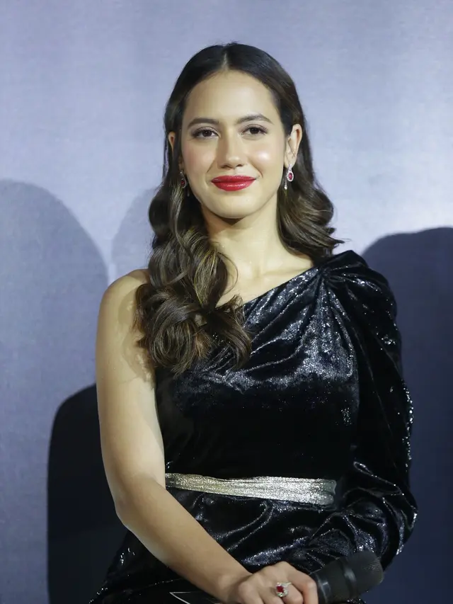 Pevita Pearce