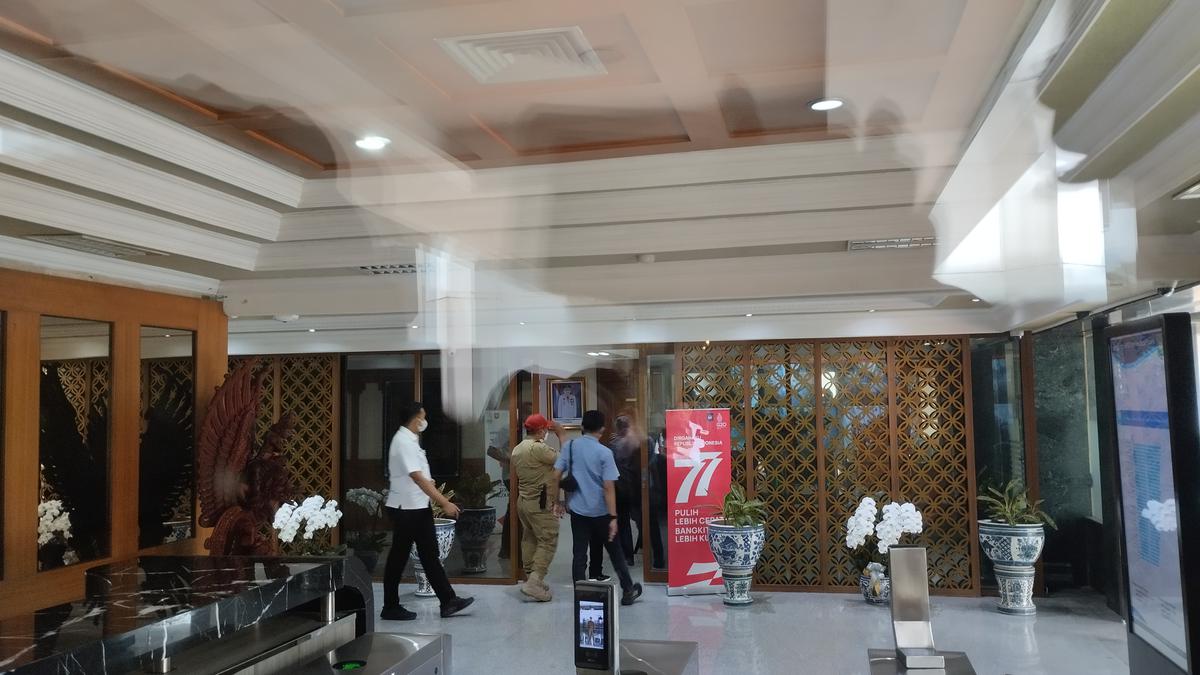 Ketua DPRD Tiba di Kemendagri, Serahkan 3 Nama Calon Pj Gubernur DKI Jakarta - Vimarsana News