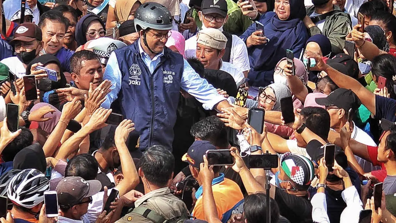 Hari Terakhir Menjabat, Anies Baswedan Sapa Warga Jakarta