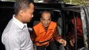 Gubernur Riau non aktif Annas Maamun memenuhi panggilan KPK, Jakarta, Selasa (4/11/2014). (Liputan6.com/Miftahul Hayat)