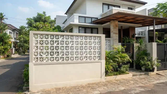 Roster Pagar Rumah