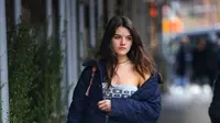 Suri Cruise Resmi Ganti Nama Belakang, Tak Lagi Pakai Nama Tom Cruise