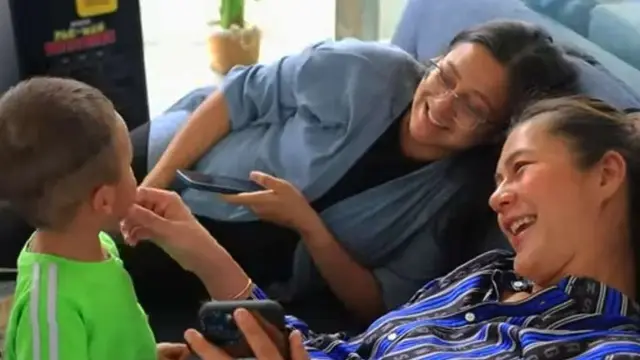 Dituding Penyebab Sus Rahma Berhenti Bekerja, Ini 6 Potret Chelzea Verhoeven Momong Kiano