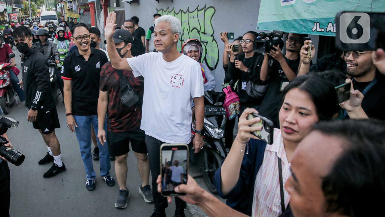 Ganjar Pranowo lari pagi sapa warga Tegal