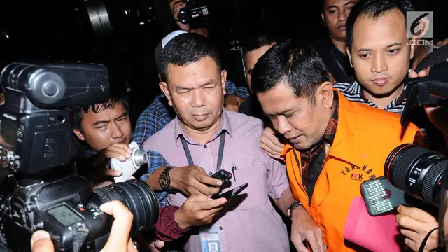 Terlibat Suap, Bupati Nganjuk Resmi Ditahan KPK