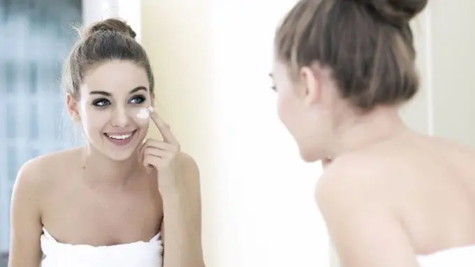 Copyright makeupandbeauty.com