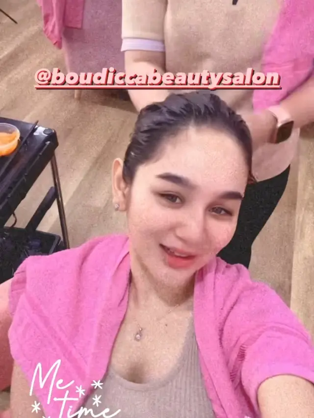 Hana Hanifah Diselingkuhi Suami