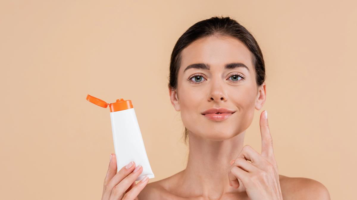 Manfaat Tone Up untuk Tampilan Wajah Lebih Cerah Seketika